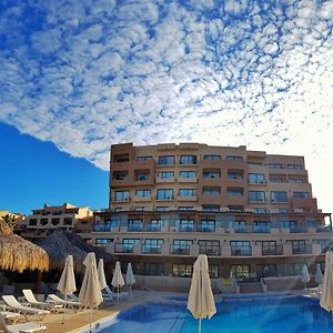 Marinaterra Hotel & Spa